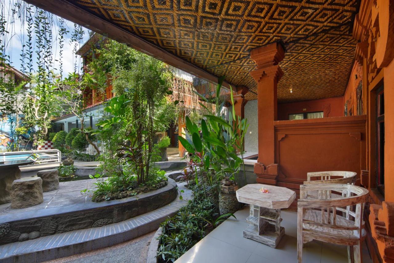 Hotel Lumbung Sari Legian Buitenkant foto
