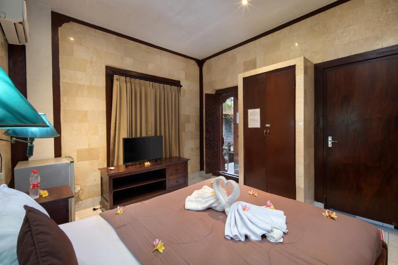 Hotel Lumbung Sari Legian Buitenkant foto