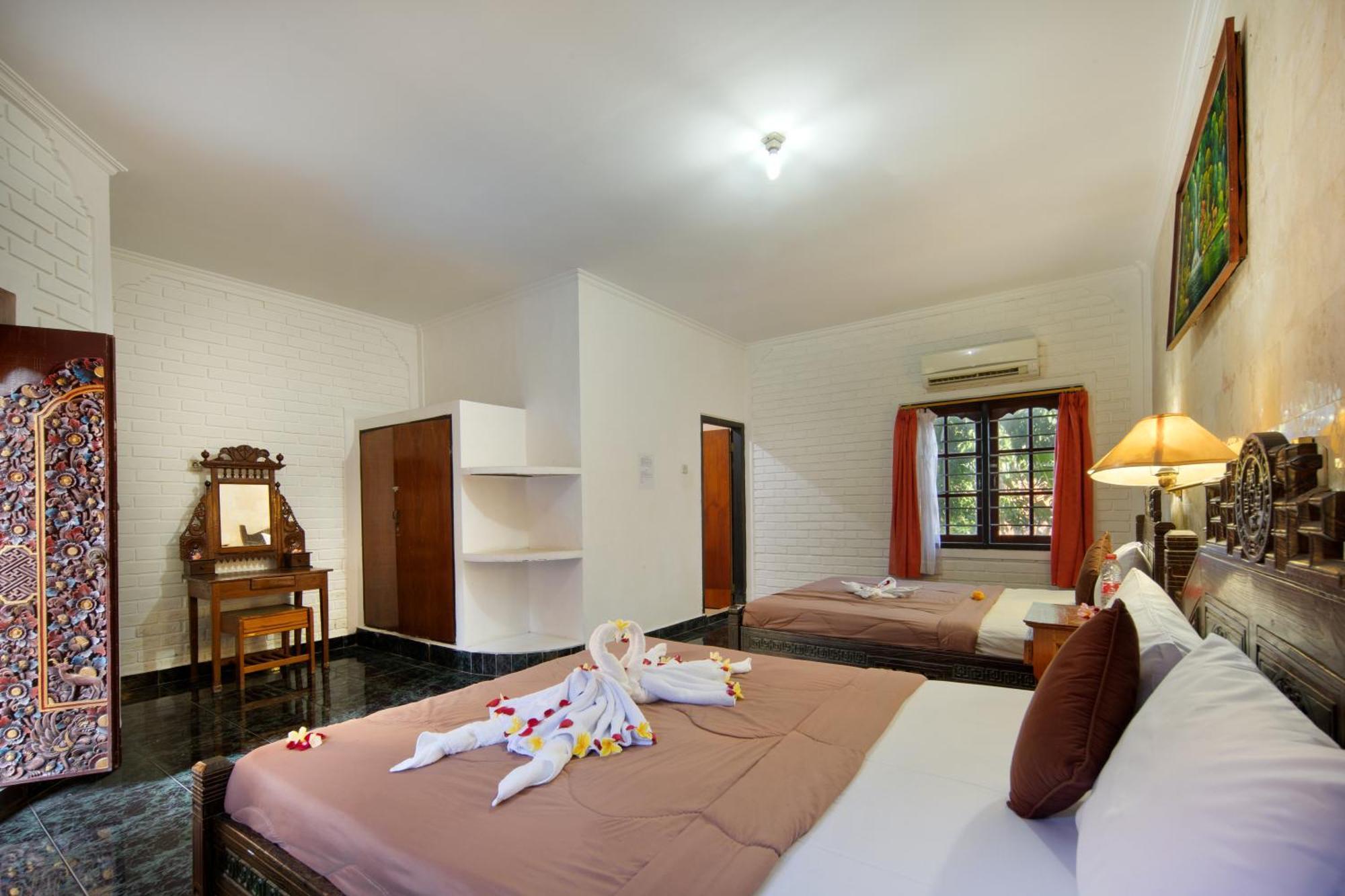 Hotel Lumbung Sari Legian Buitenkant foto